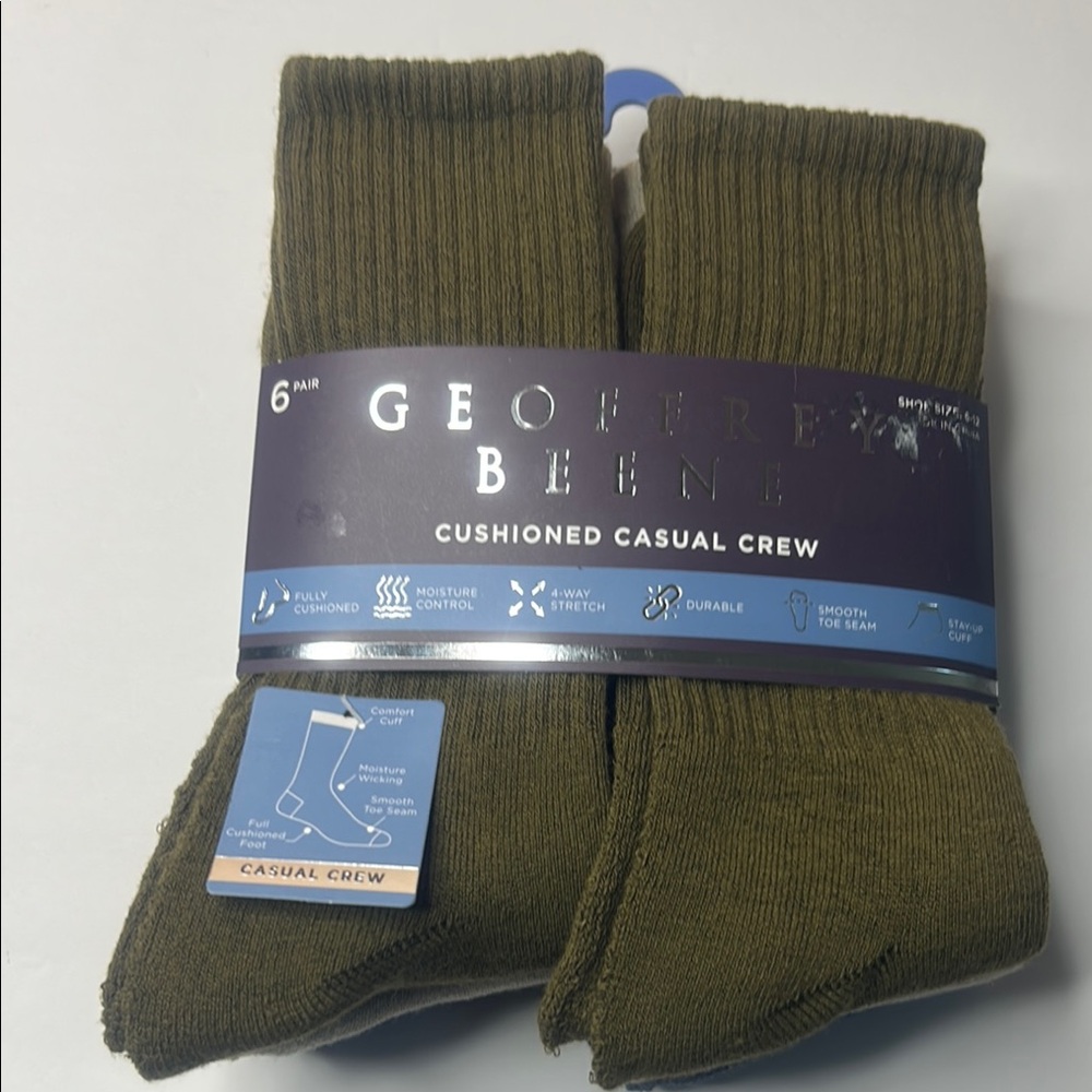 Geoffrey Beene Green Casual Crew Socks